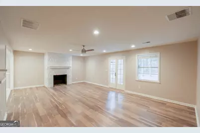 125 Brooks Drive, Tyrone, GA 30290 - Photo 5