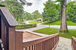 1097 Baker Ln, Marietta, GA 30062 - Photo 7