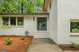 2820 Ponderosa Cir, Decatur, GA 30033 - Photo 1