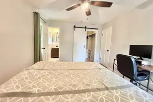 3154 Barkside Ct, Atlanta, GA 30341 - Photo 17