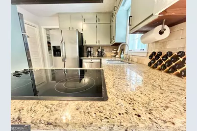 3154 Barkside Court, Atlanta, GA 30341 - Photo 9