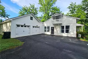 4640 Hadaway Rd NW, Kennesaw, GA 30152 - Photo 3
