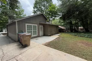 7799 Park Ln, Jonesboro, GA 30236 - Photo 9