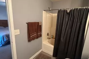 4227 High Park Ln, East Point, GA 30344 - Photo 17