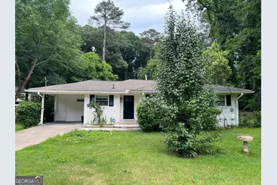 2756 Plantation Drive, East Point, GA 30344 - Photo 3