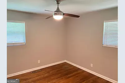 2756 Plantation Drive, East Point, GA 30344 - Photo 13