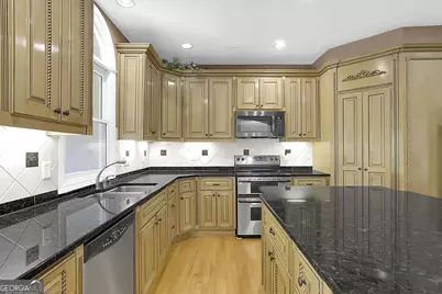 1340 Eryn Circle, Suwanee, GA 30024 - Photo 17