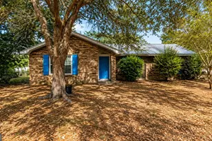 525 Carolyn St, Metter, GA 30439 - Photo 1