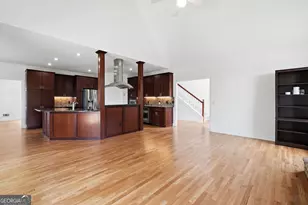 2951 Summitop Ct, Marietta, GA 30066 - Photo 15