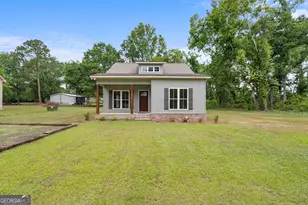 126 Woods Ave, Portal, GA 30450 - Photo 1