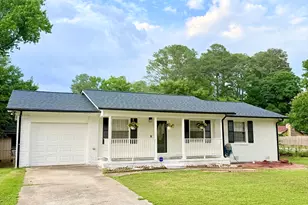 6205 Fieldcrest Dr, Morrow, GA 30260 - Photo 9