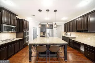 7740 Stratford Ln, Atlanta, GA 30350 - Photo 9