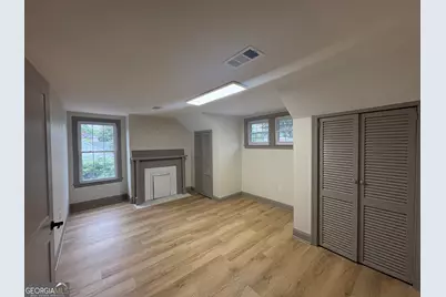 434 Green Street Place, Gainesville, GA 30501 - Photo 3