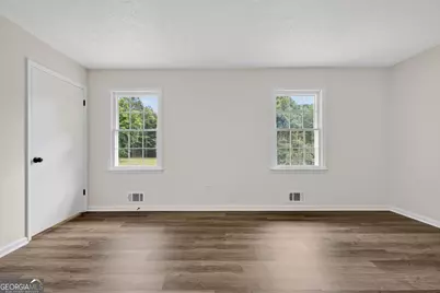 2344 W McIntosh Road, Griffin, GA 30223 - Photo 9