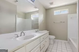 519 Emerald Lake Ln, Buford, GA 30518 - Photo 33