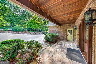 795 Chenocetah Dr, Cornelia, GA 30531 - Photo 5