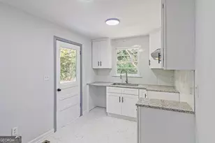 1124 N Beddingfield Dr, Macon, GA 31206 - Photo 11