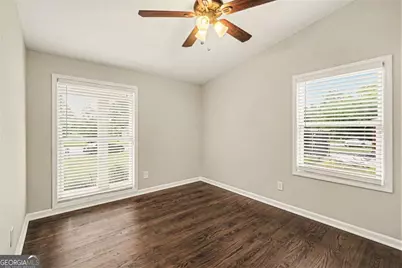 1801 Lochlomand Lane SE, Smyrna, GA 30080 - Photo 17
