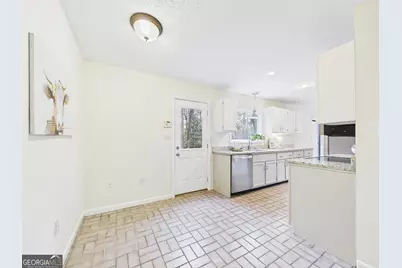 202 Hilltop Circle, Macon, GA 31210 - Photo 19