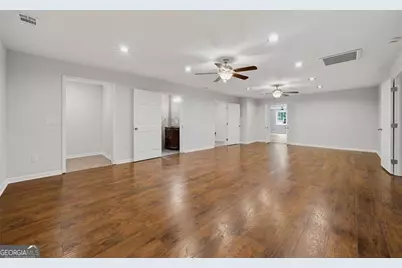 405 E Wilson Street, Villa Rica, GA 30180 - Photo 13