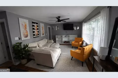 208 Silver Springs Circle SW, Atlanta, GA 30310 - Photo 3