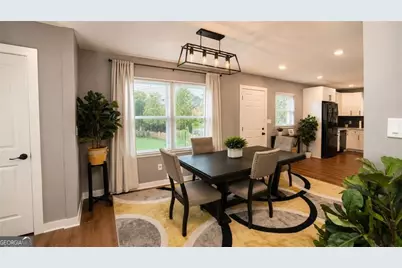 208 Silver Springs Circle SW, Atlanta, GA 30310 - Photo 5