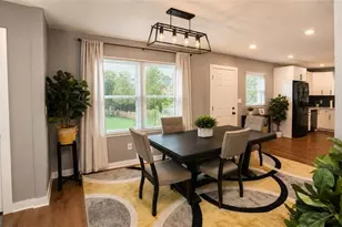 208 Silver Springs Cir SW, Atlanta, GA 30310 - Photo 5