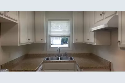 121 Pine Avenue SE, Milledgeville, GA 31061 - Photo 9