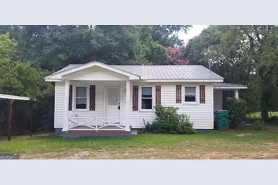 121 Pine Avenue SE, Milledgeville, GA 31061 - Photo 1