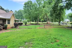 149 Marina Cir, Jackson, GA 30233 - Photo 5