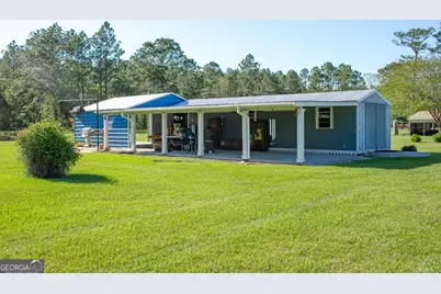 2110 Ware Street, Blackshear, GA 31516 - Photo 9
