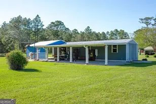 2110 Ware St, Blackshear, GA 31516 - Photo 9