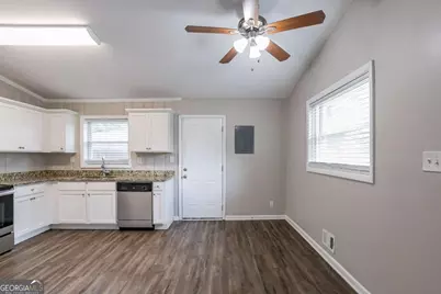 2460 Tyler Way, Decatur, GA 30032 - Photo 5