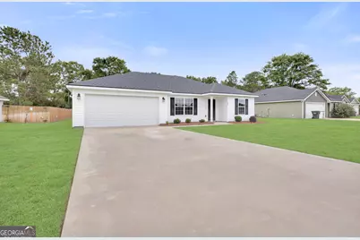 207 Bull Street, Glennville, GA 30427 - Photo 3