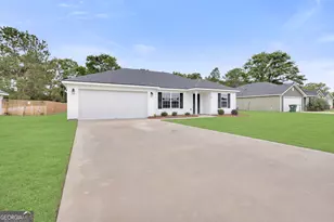 207 Bull St, Glennville, GA 30427 - Photo 3