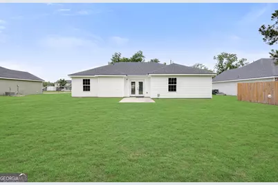 207 Bull Street, Glennville, GA 30427 - Photo 19