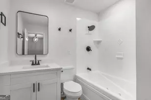 539 Pine Ave, Midway, GA 31320 - Photo 23