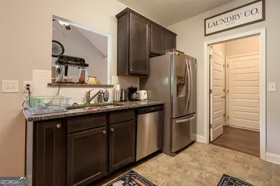 1208 Hembree Way, Griffin, GA 30223 - Photo 9