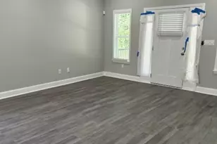 222 Taylor Cir, Palmetto, GA 30268 - Photo 9