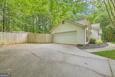 384 Marsha Way, Sharpsburg, GA 30277 - Photo 35