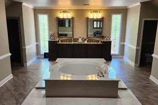 7635 Blandford Pl, Sandy Springs, GA 30350 - Photo 5