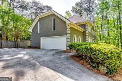 7635 Blandford Place, Sandy Springs, GA 30350 - Photo 57