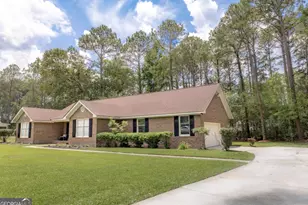 114 Hazelwood Dr, Statesboro, GA 30458 - Photo 3