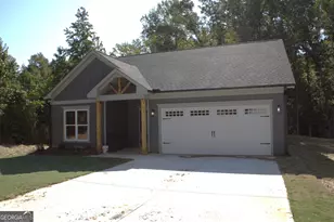 247 North Point Cir, Hartwell, GA 30643 - Photo 1
