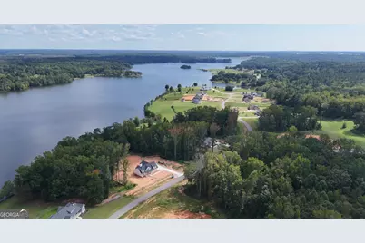 827 Lake Varner Drive, Covington, GA 30014 - Photo 3