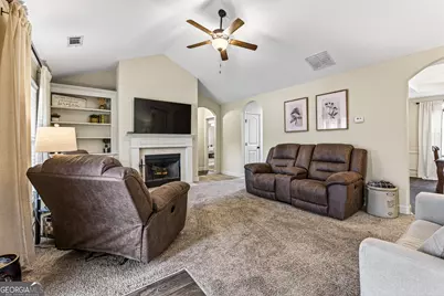 32 Armstrong Drive, Mansfield, GA 30055 - Photo 3