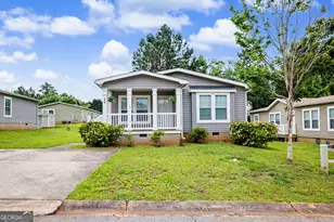29 Meadowview St, Newnan, GA 30263 - Photo 1