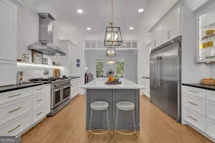 321 N Peachtree Pkwy, Peachtree City, GA 30269 - Photo 11