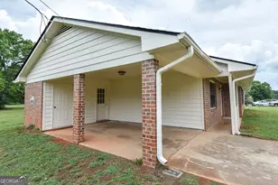 113 Meadowview Ln, Williamson, GA 30292 - Photo 3