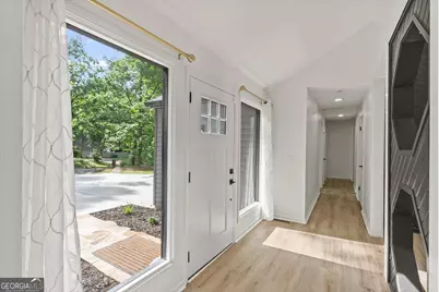 1060 Deer Chase, Stone Mountain, GA 30088 - Photo 5